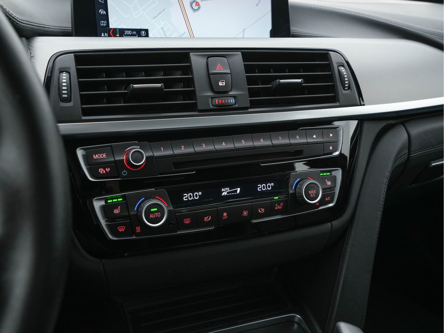 BMW 4 Serie Gran Coupé 420i M-Sportpack High Executive Edition (INCL-BTW) Aut. *LEATHER | FULL-LED | DIGI-COCKPIT | HIFI-SOUND | HEATED-SPORTSEATS | DAB+ | CAMERA | SHIFTPADDLES | PRIVACYGLASS | HEAD-UP | TOWBAR | KEYLESS | CARBON-INLAY | 19''ALU*