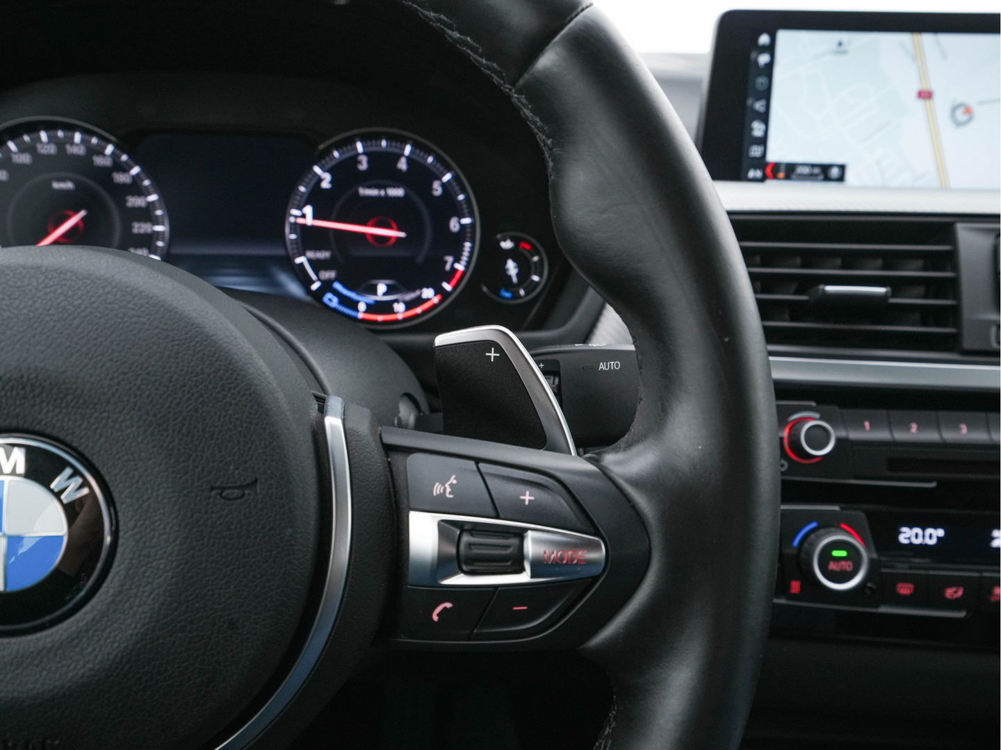 BMW 4 Serie Gran Coupé 420i M-Sportpack High Executive Edition (INCL-BTW) Aut. *LEATHER | FULL-LED | DIGI-COCKPIT | HIFI-SOUND | HEATED-SPORTSEATS | DAB+ | CAMERA | SHIFTPADDLES | PRIVACYGLASS | HEAD-UP | TOWBAR | KEYLESS | CARBON-INLAY | 19''ALU*