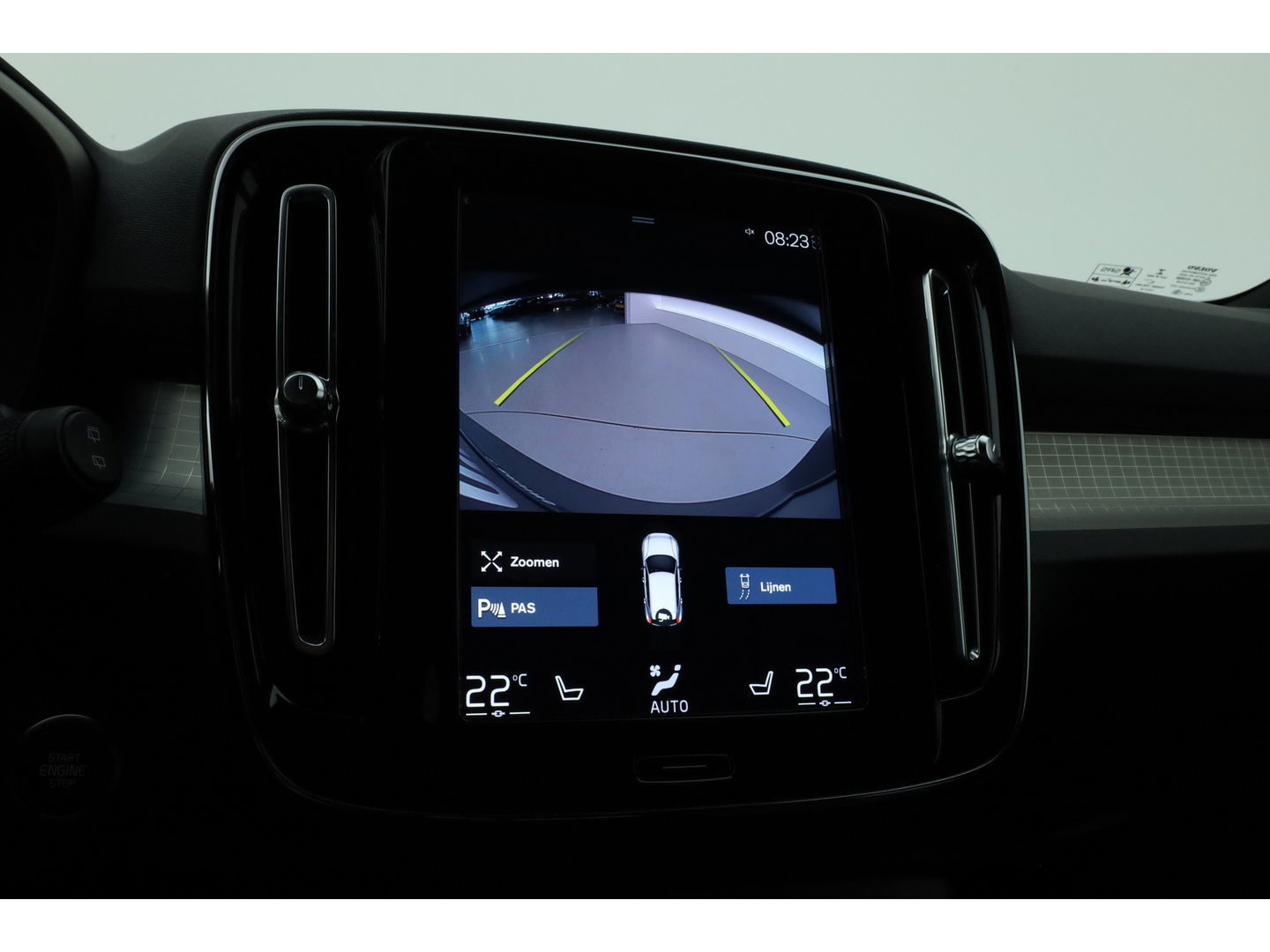 Volvo XC40 1.5 T4 Plug-in hybrid Core Bright | Facelift | Achteruitrijcamera | Stoel & Stuur Verwarming | Carplay |