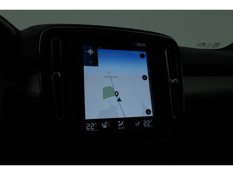 Volvo XC40 1.5 T4 Plug-in hybrid Core Bright | Facelift | Achteruitrijcamera | Stoel & Stuur Verwarming | Carplay |