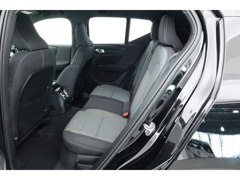 Volvo XC40 1.5 T4 Plug-in hybrid Core Bright | Facelift | Achteruitrijcamera | Stoel & Stuur Verwarming | Carplay |