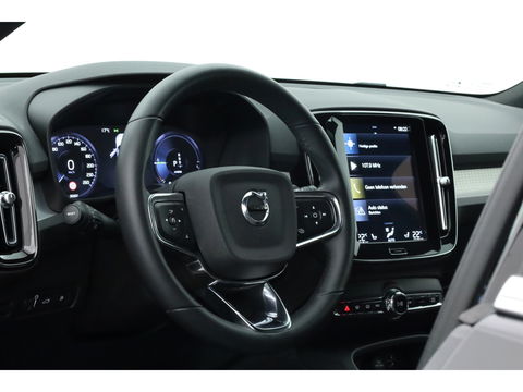 Volvo XC40 1.5 T4 Plug-in hybrid Core Bright | Facelift | Achteruitrijcamera | Stoel & Stuur Verwarming | Carplay |