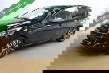 Peugeot 208 - 1.2 Signature (2019) Compleet uitgerust!