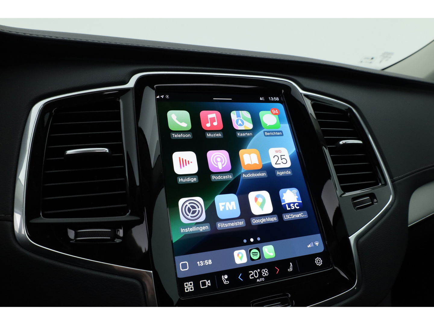 Volvo XC90 2.0 T8 Recharge AWD Ultra Bright | 7 pers. | Pano | 360 camera | HUD | Harman/Kardon | Memory | Bliss | Stoel-Stuurverw. | Google+App.connect | Elek. Klep | 21''