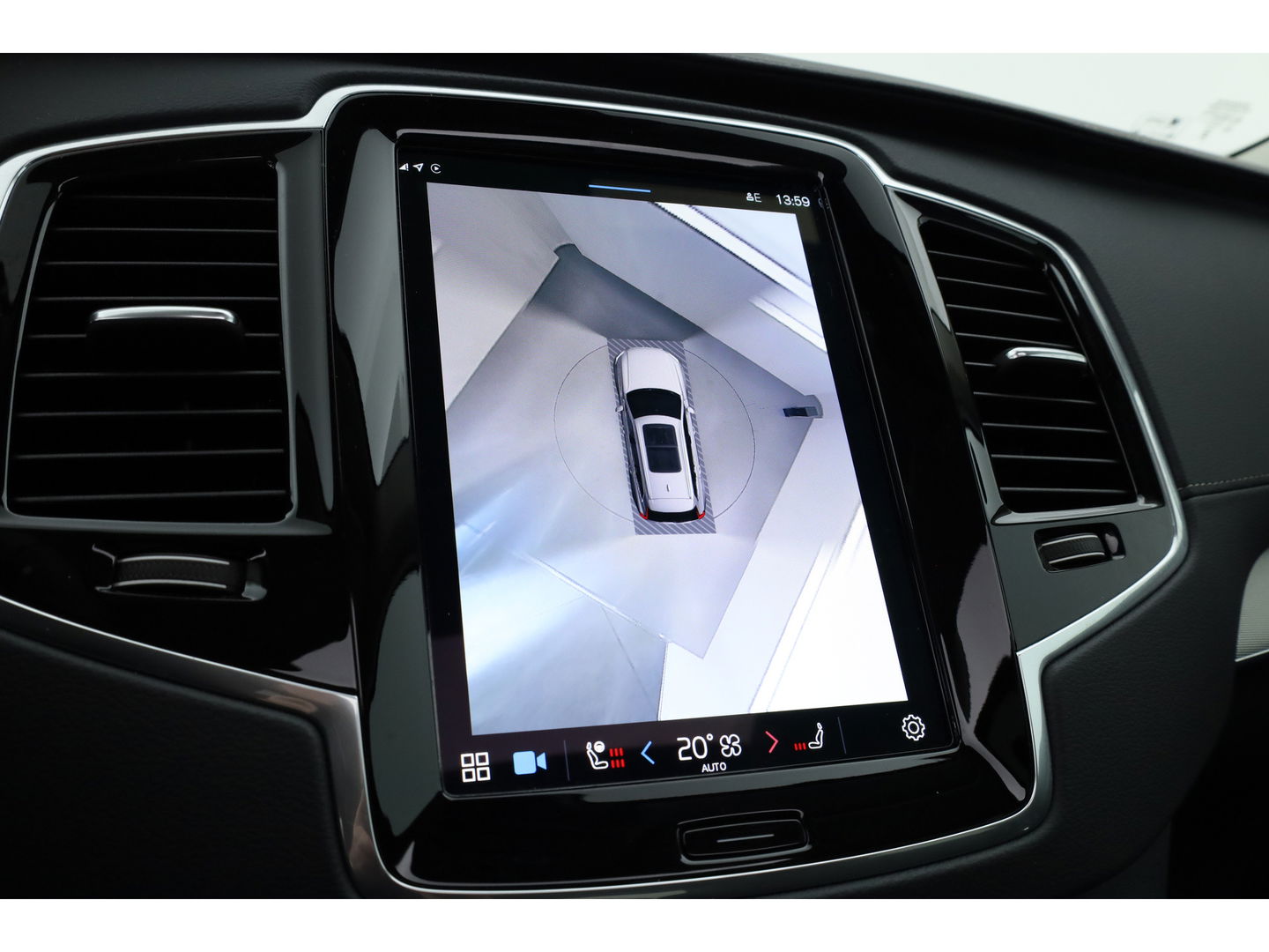 Volvo XC90 2.0 T8 Recharge AWD Ultra Bright | 7 pers. | Pano | 360 camera | HUD | Harman/Kardon | Memory | Bliss | Stoel-Stuurverw. | Google+App.connect | Elek. Klep | 21''