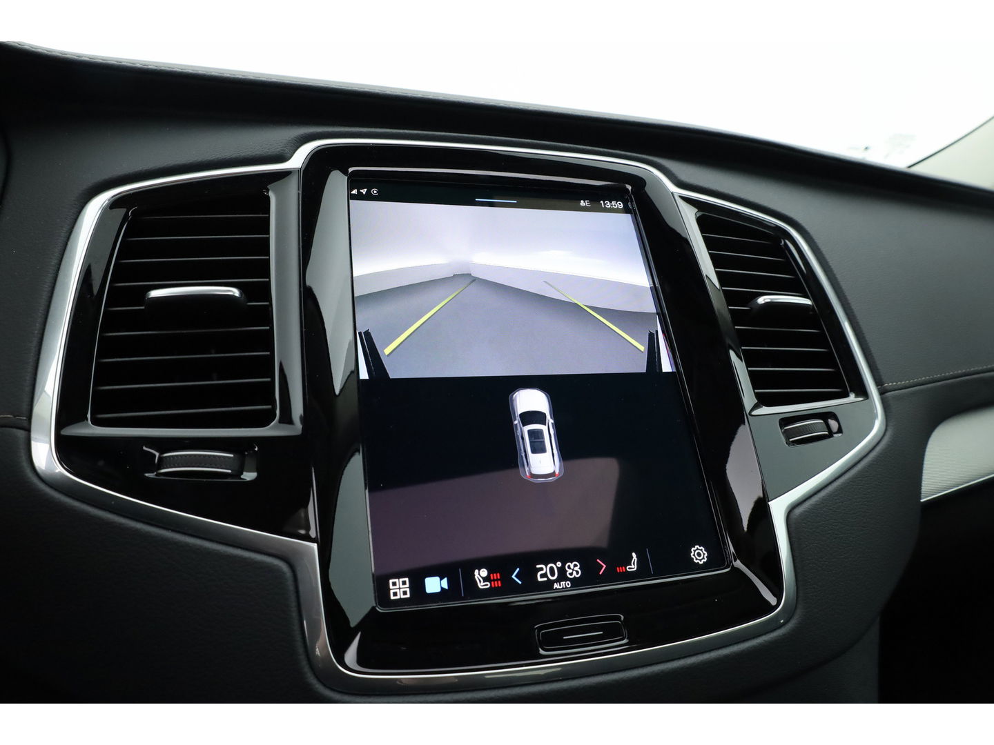 Volvo XC90 2.0 T8 Recharge AWD Ultra Bright | 7 pers. | Pano | 360 camera | HUD | Harman/Kardon | Memory | Bliss | Stoel-Stuurverw. | Google+App.connect | Elek. Klep | 21''