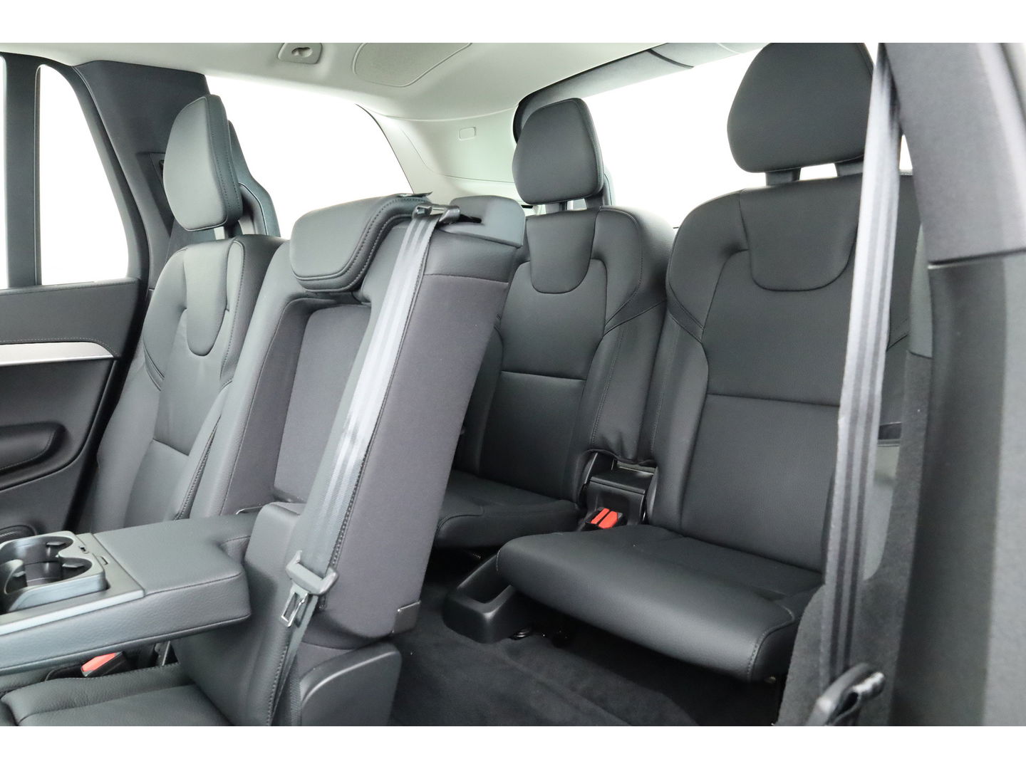 Volvo XC90 2.0 T8 Recharge AWD Ultra Bright | 7 pers. | Pano | 360 camera | HUD | Harman/Kardon | Memory | Bliss | Stoel-Stuurverw. | Google+App.connect | Elek. Klep | 21''