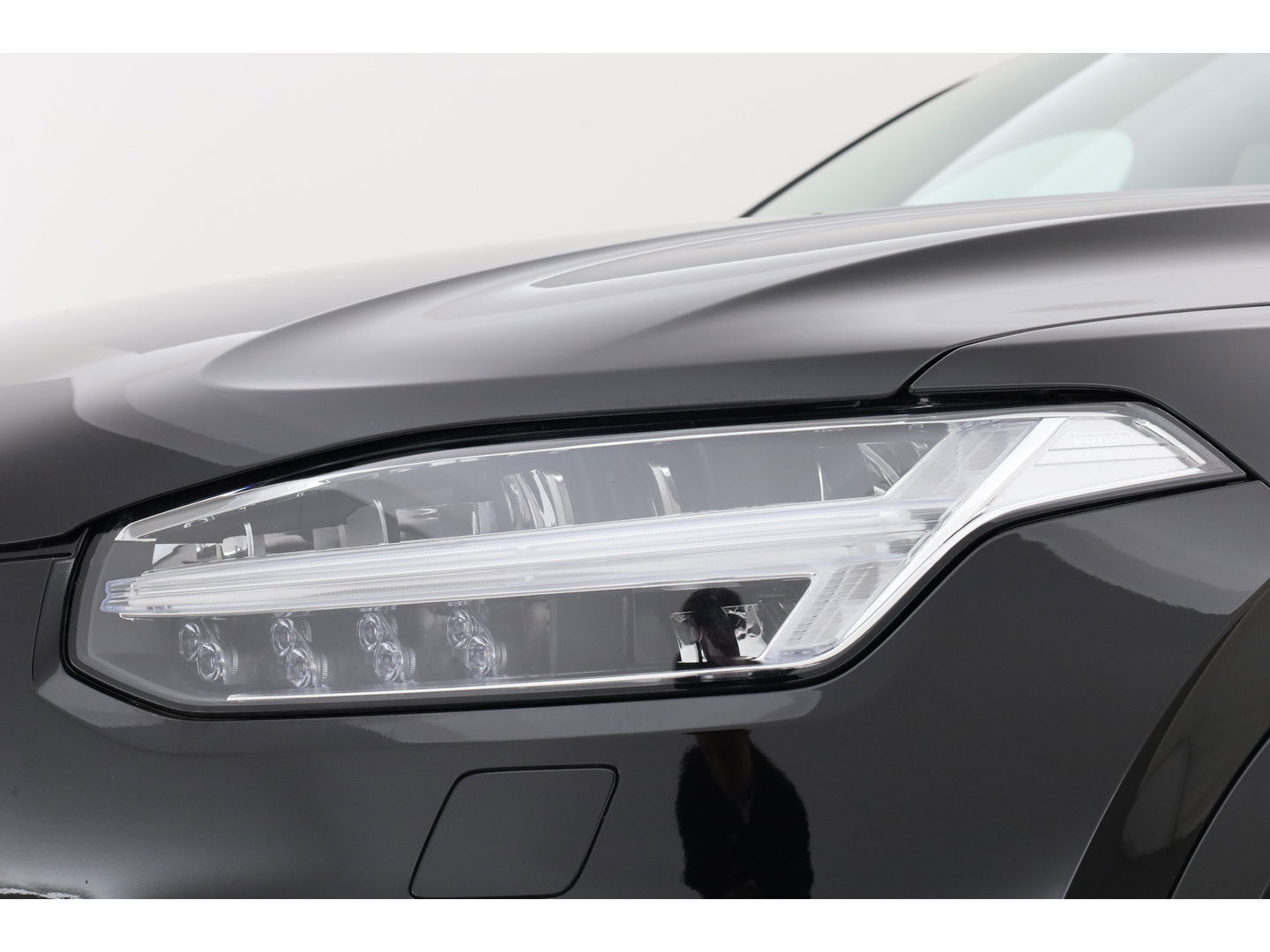 Volvo XC90 2.0 T8 Recharge AWD Ultra Bright | 7 pers. | Pano | 360 camera | HUD | Harman/Kardon | Memory | Bliss | Stoel-Stuurverw. | Google+App.connect | Elek. Klep | 21''