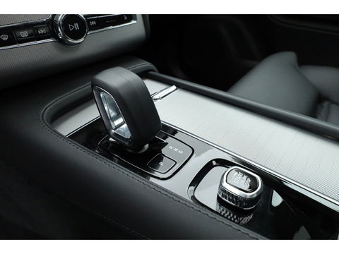 Volvo XC90 2.0 T8 Recharge AWD Ultra Bright | 7 pers. | Pano | 360 camera | HUD | Harman/Kardon | Memory | Bliss | Stoel-Stuurverw. | Google+App.connect | Elek. Klep | 21''