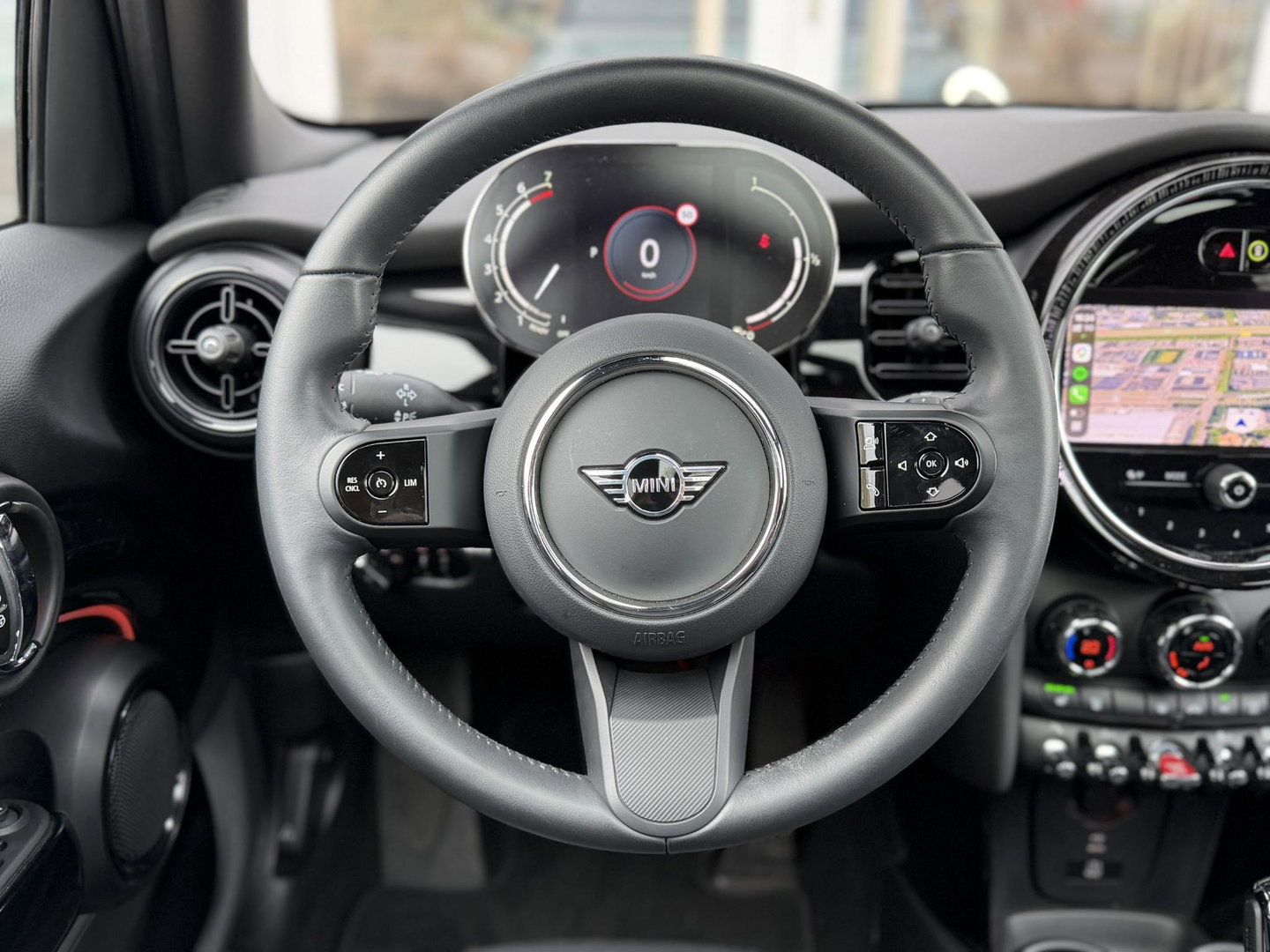 MINI Mini 1.5 Cooper Camden Edition |Pano|Leer|British racing green - Black exterior