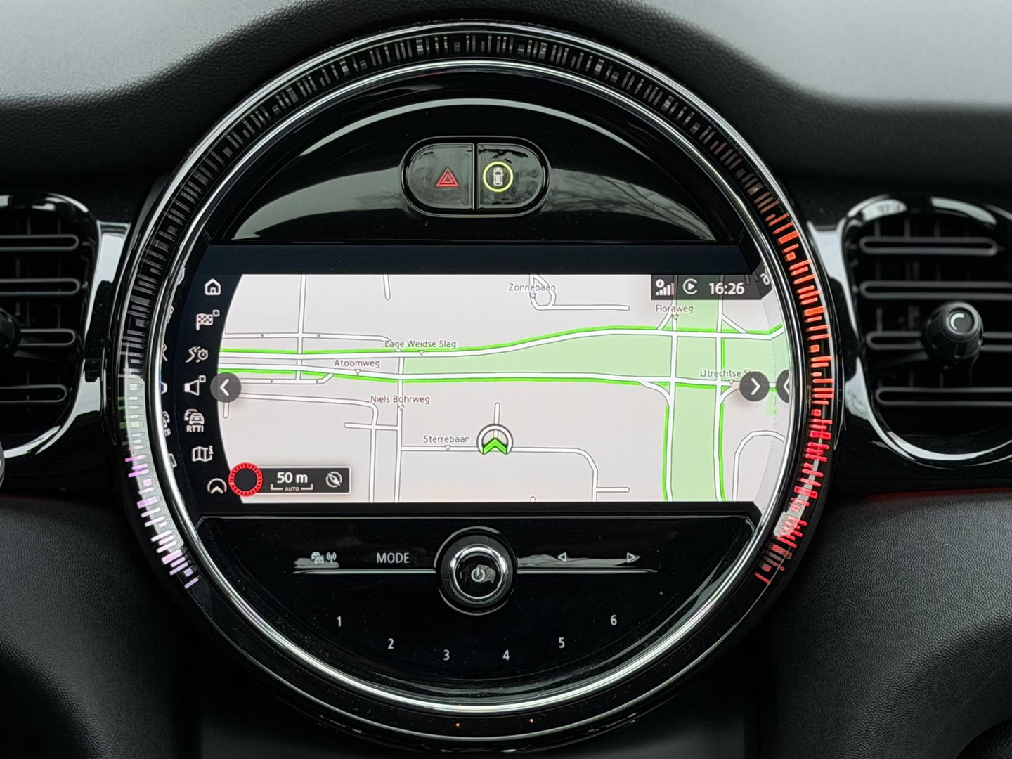 MINI Mini 1.5 Cooper Camden Edition |Pano|Leer|British racing green - Black exterior