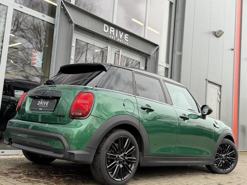 MINI Mini 1.5 Cooper Camden Edition |Pano|Leer|British racing green - Black exterior