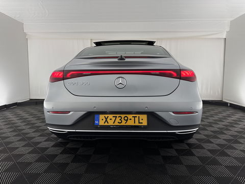 Mercedes-Benz EQE 300 Luxury Line 89 kWh [ 3-Fase-22kW ] {SOH-94%} (INCL-BTW) Aut. *PANO | FULL-LED | CRUISE | MEMORY-PACK | TOPVIEW | WIDESCREEN | BURMESTER | NAVI-FULLMAP | DAB | COMFORT-SEATS | ECC | SHIFTPADDLES | CAMERA | PDC | PRIVACYGLASS | ...