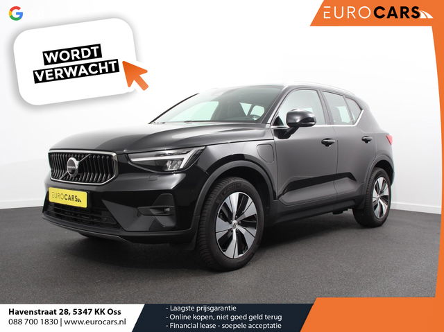 Volvo XC40 - 1.5 T4 Plug-in hybrid Plus Bright Climate control Adaptieve cruise control Parkeersensoren Achteruitrijdcamera 360* Keyless LED Navigatie Verwarmde voorstoelen Apple Carplay/ Android Auto