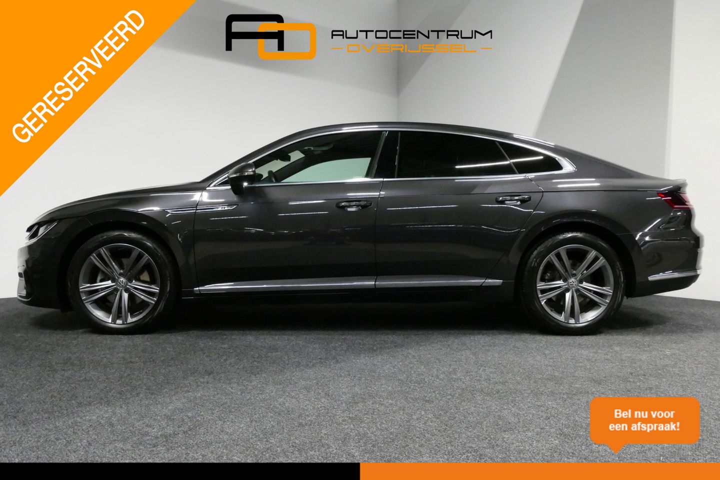 Volkswagen Arteon 2.0 TSI Business R / Stoelverwarming / Apple Carplay - Android Auto / Ergo Active best. stoel / Navigatie / Climatronic / Full LED / Elektr. wegklapbare trekhaak / Keyless / Grootlicht assistent