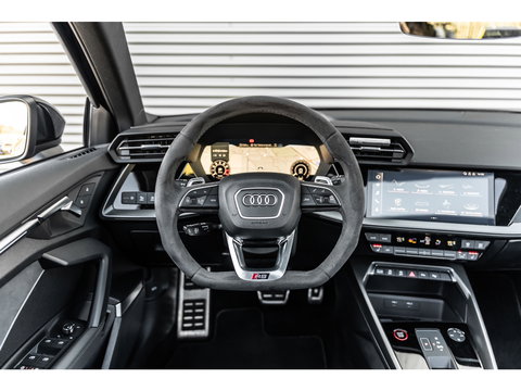 Audi RS3 2.5 TFSI RS 3 QUATTRO PANO KEYLESS CAMERA RS ZETELS