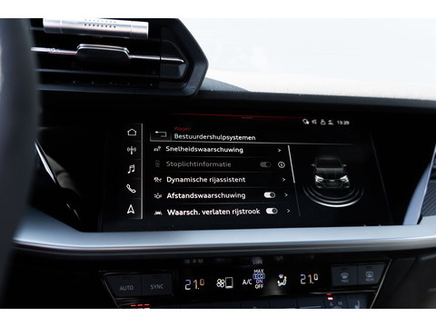 Audi RS3 2.5 TFSI RS 3 QUATTRO PANO KEYLESS CAMERA RS ZETELS