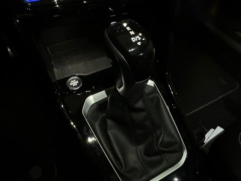 Volkswagen T-Roc 1.5 TSI R-Line Business+ Pano|IQ|Keyles|Cam