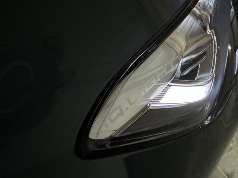 Volkswagen T-Roc 1.5 TSI R-Line Business+ Pano|IQ|Keyles|Cam