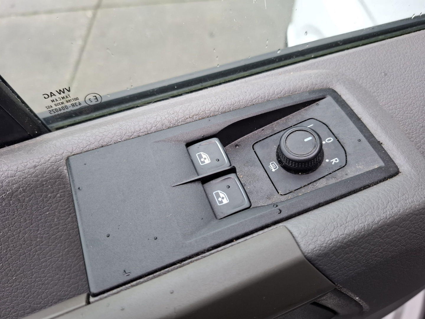 Volkswagen Crafter 35 2.0 TDI L3H3 Highline AUTOMAAT / STANDKACHEL / TREKHAAK / CARPLAY / NAVI