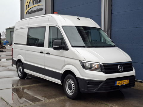 Volkswagen Crafter 35 2.0 TDI L3H3 Highline AUTOMAAT / STANDKACHEL / TREKHAAK / CARPLAY / NAVI