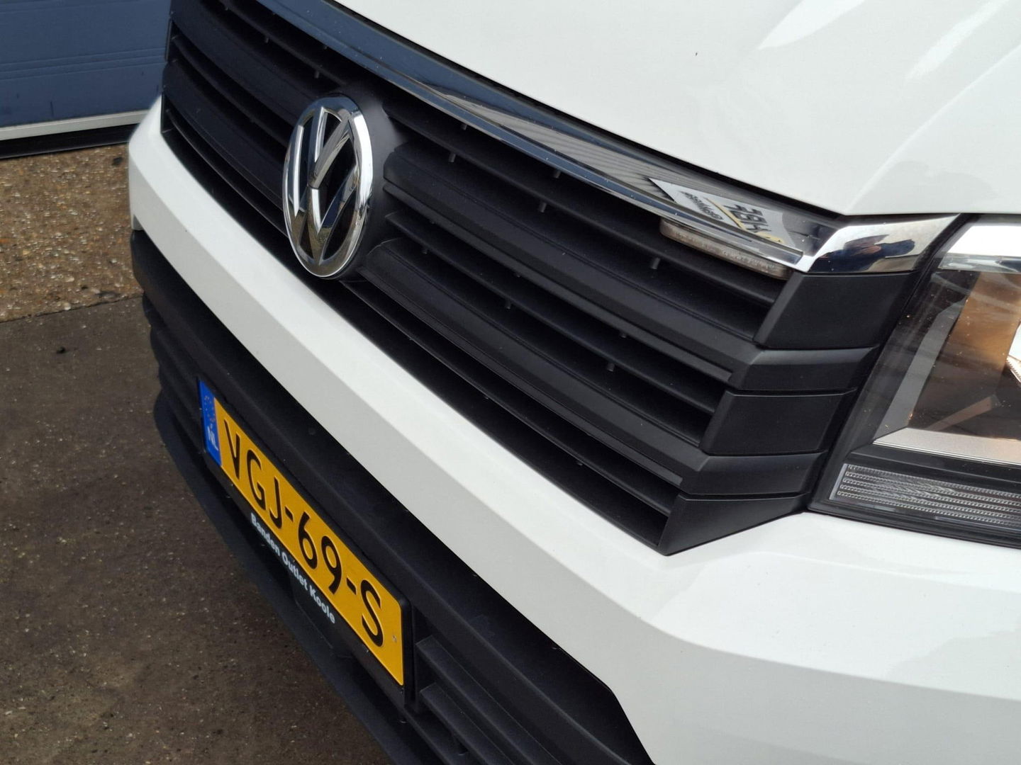 Volkswagen Crafter 35 2.0 TDI L3H3 Highline AUTOMAAT / STANDKACHEL / TREKHAAK / CARPLAY / NAVI