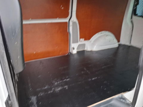 Volkswagen Transporter 2.0 TDI L2H1 Comfortline DUBBELE SCHUIFDEUR / TREKHAAK / EURO 6 / AIRCO / 3 ZITS