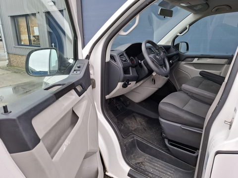 Volkswagen Transporter 2.0 TDI L2H1 Comfortline DUBBELE SCHUIFDEUR / TREKHAAK / EURO 6 / AIRCO / 3 ZITS