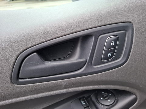 Ford Transit Connect 1.5 EcoBlue L2 Trend AUTOMAAT / CARPLAY / TREKHAAK / CRUISE CONTROLE / NAVI