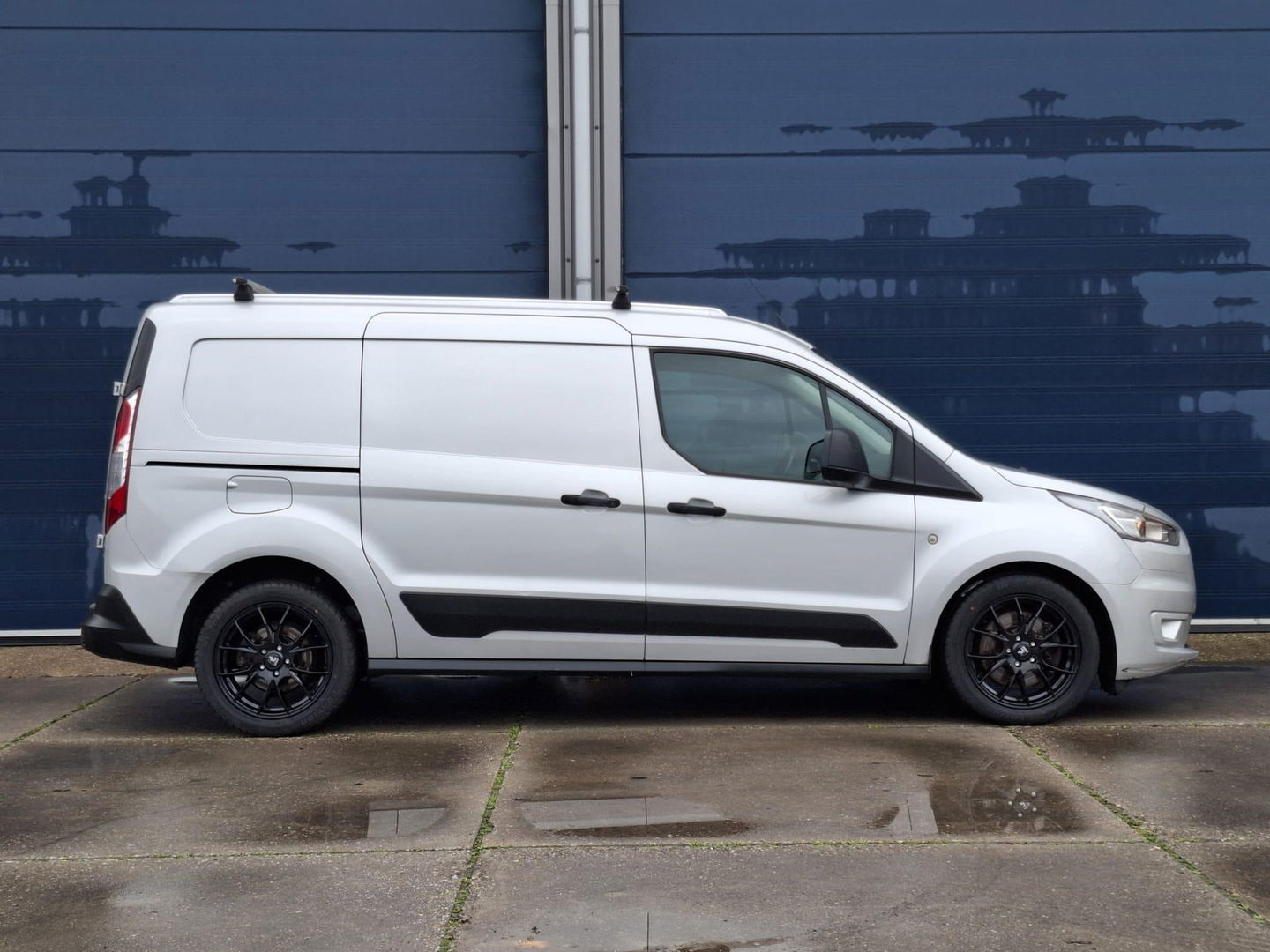 Ford Transit Connect 1.5 EcoBlue L2 Trend AUTOMAAT / CARPLAY / TREKHAAK / CRUISE CONTROLE / NAVI