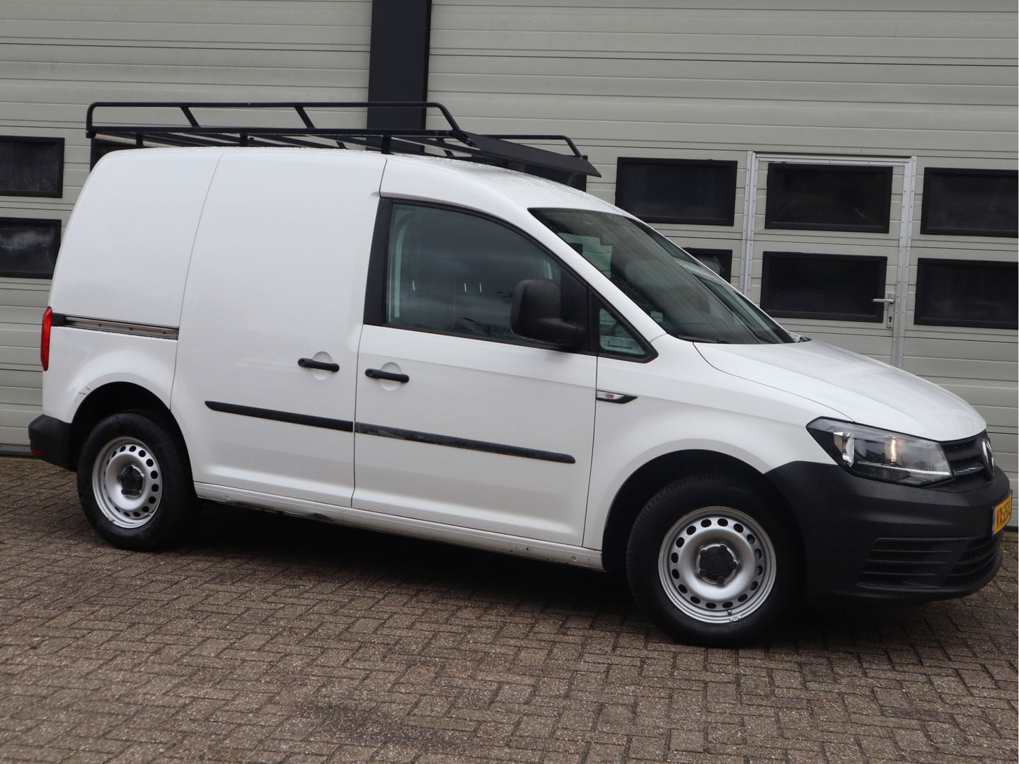 Volkswagen Caddy 2.0 TDI 75pk Euro 6 - Imperiaal - Trekhaak - Airco