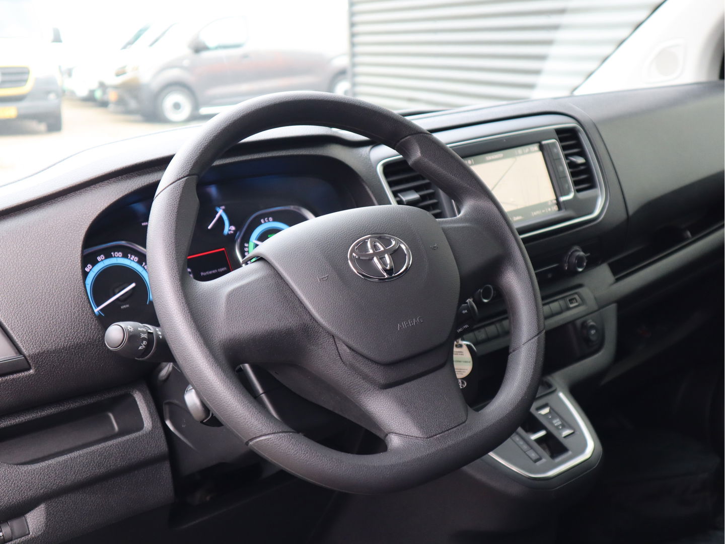 Toyota PROACE Electric Worker 75 kWh SoH 99,6 % - L3 XXL L+R Schuifdeur - Long Range