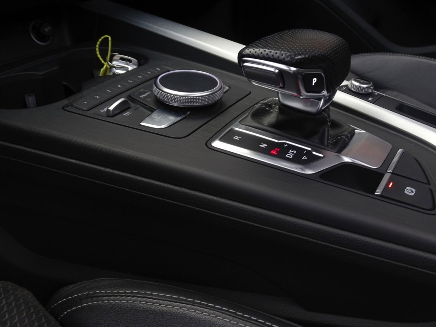 Audi A4 Avant 2.0 TFSI 252 pk Quattro / ProLine / S-Edition / panoramadak / LE