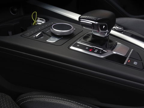 Audi A4 Avant 2.0 TFSI 252 pk Quattro / ProLine / S-Edition / panoramadak / LE