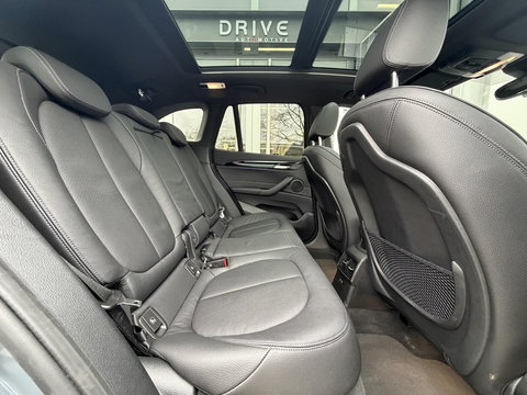 BMW X1 xDrive25e Bus Ed Plus M-Sport |Pano|HUD|HiFi|Cam|Sfeer|19"|Storm Bay|