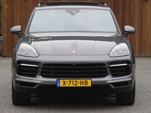 Porsche Cayenne 3.0 E-Hybrid 462PK / Platinum Edit. / 2022 / 360°