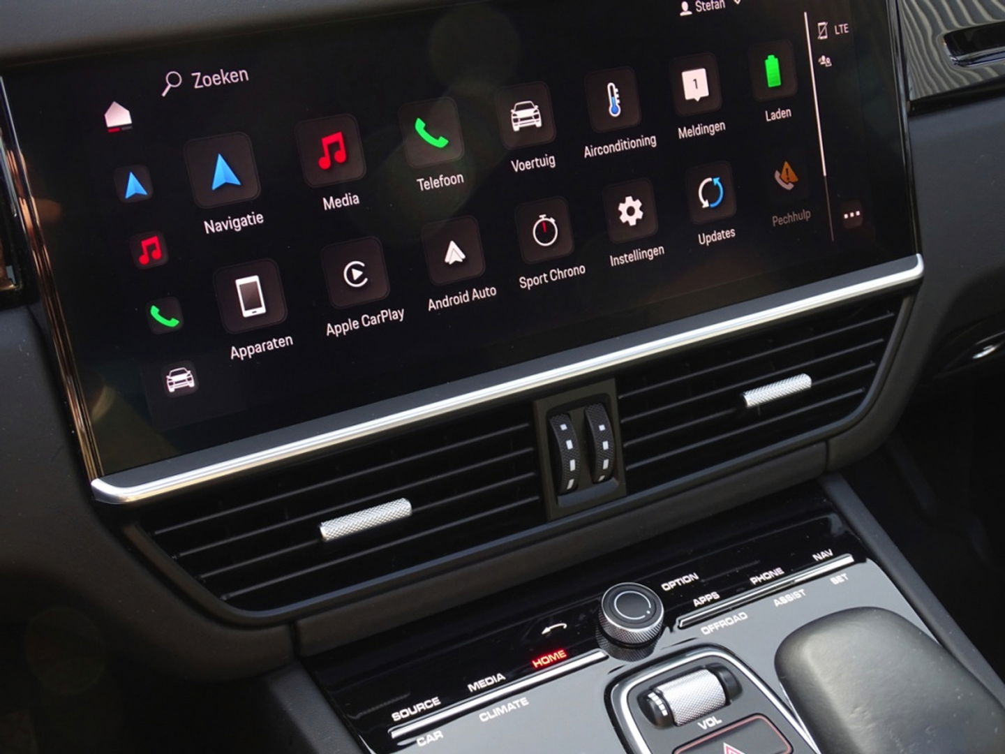 Porsche Cayenne 3.0 E-Hybrid 462PK / Platinum Edit. / 2022 / 360°