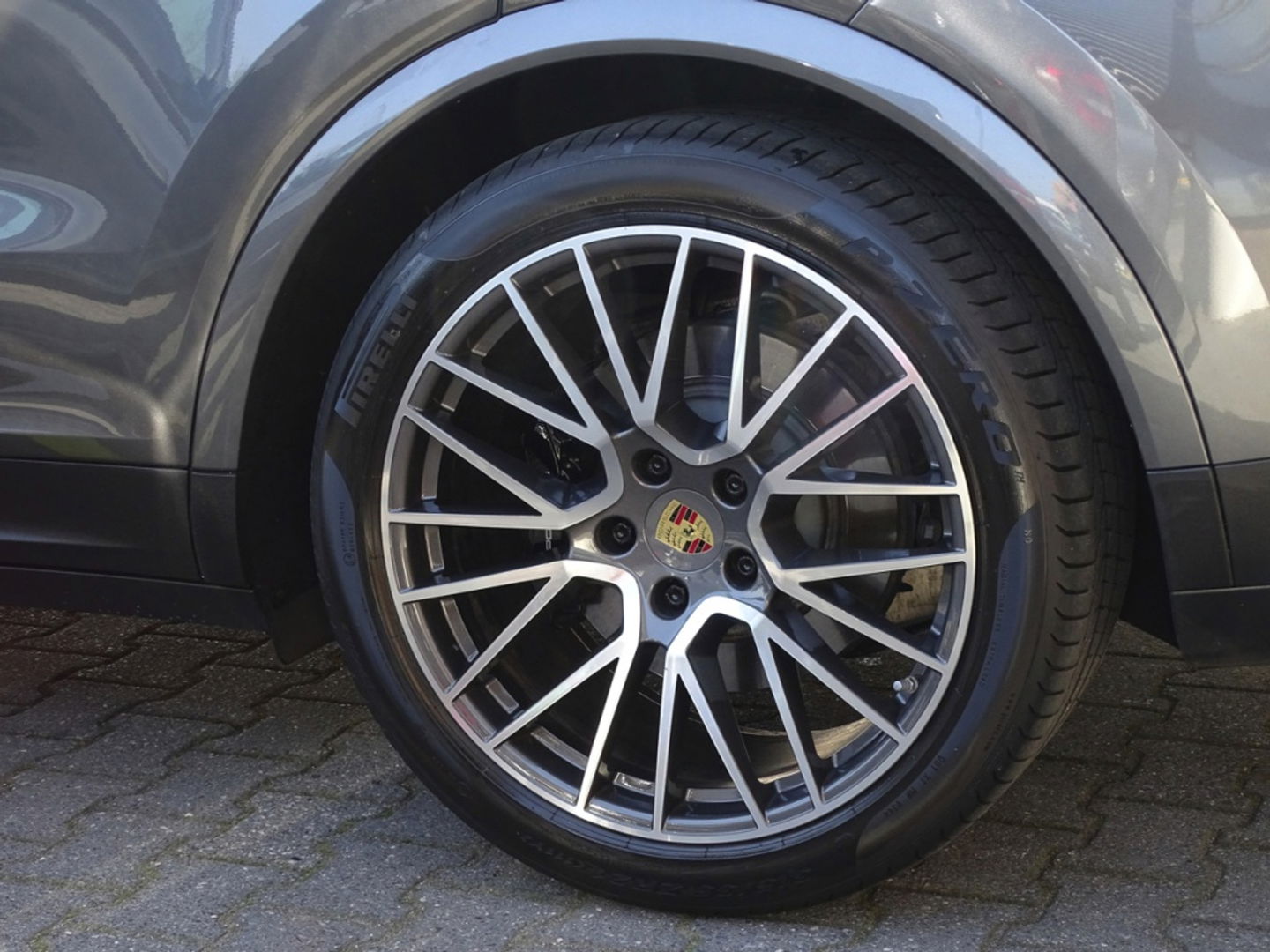 Porsche Cayenne 3.0 E-Hybrid 462PK / Platinum Edit. / 2022 / 360°