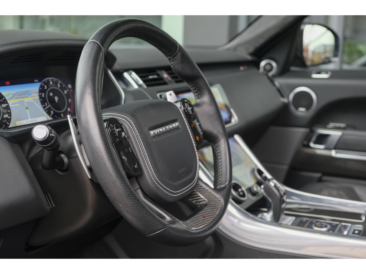 Land Rover Range Rover Sport P575 SVR 575pk Panoramadak *BTW* Head-up Alcantara Schaalstoelen 22" LMV