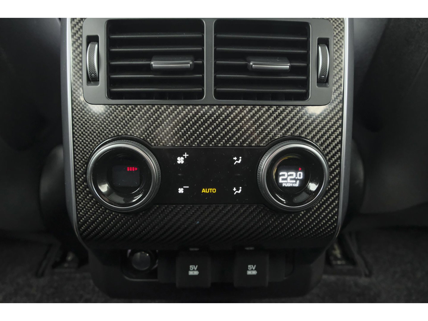 Land Rover Range Rover Sport P575 SVR 575pk Panoramadak *BTW* Head-up Alcantara Schaalstoelen 22" LMV