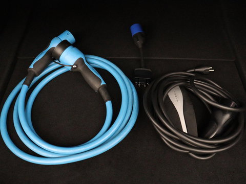 Tesla Model 3 Long Range AWD 75 kWh | Panoramadak | Autopilot | Achterbankverwarming | Leder | Camera | Keyless | Full LED | Navigatie | Stoelverwarming