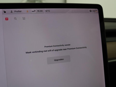 Tesla Model 3 Long Range AWD 75 kWh | Panoramadak | Autopilot | Achterbankverwarming | Leder | Camera | Keyless | Full LED | Navigatie | Stoelverwarming