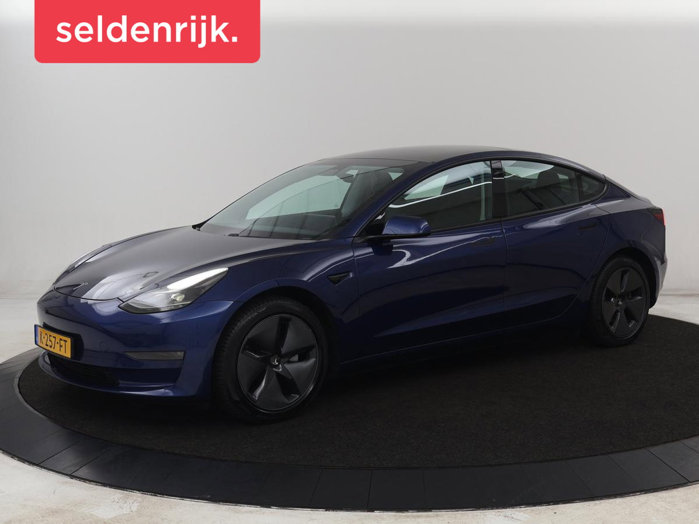 Tesla Model 3 Long Range AWD 75 kWh | Panoramadak | Autopilot | Achterbankverwarming | Leder | Camera | Keyless | Full LED | Navigatie | Stoelverwarming