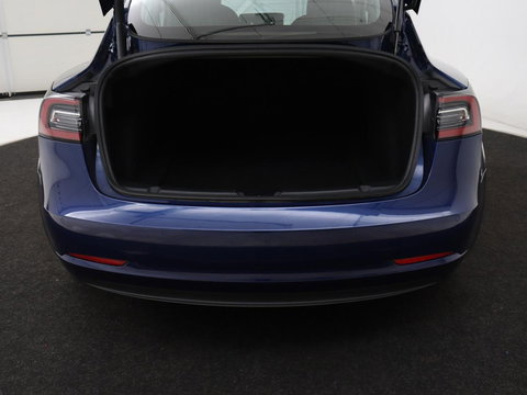 Tesla Model 3 Long Range AWD 75 kWh | Panoramadak | Autopilot | Achterbankverwarming | Leder | Camera | Keyless | Full LED | Navigatie | Stoelverwarming