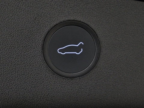 Tesla Model 3 Long Range AWD 75 kWh | Panoramadak | Autopilot | Achterbankverwarming | Leder | Camera | Keyless | Full LED | Navigatie | Stoelverwarming