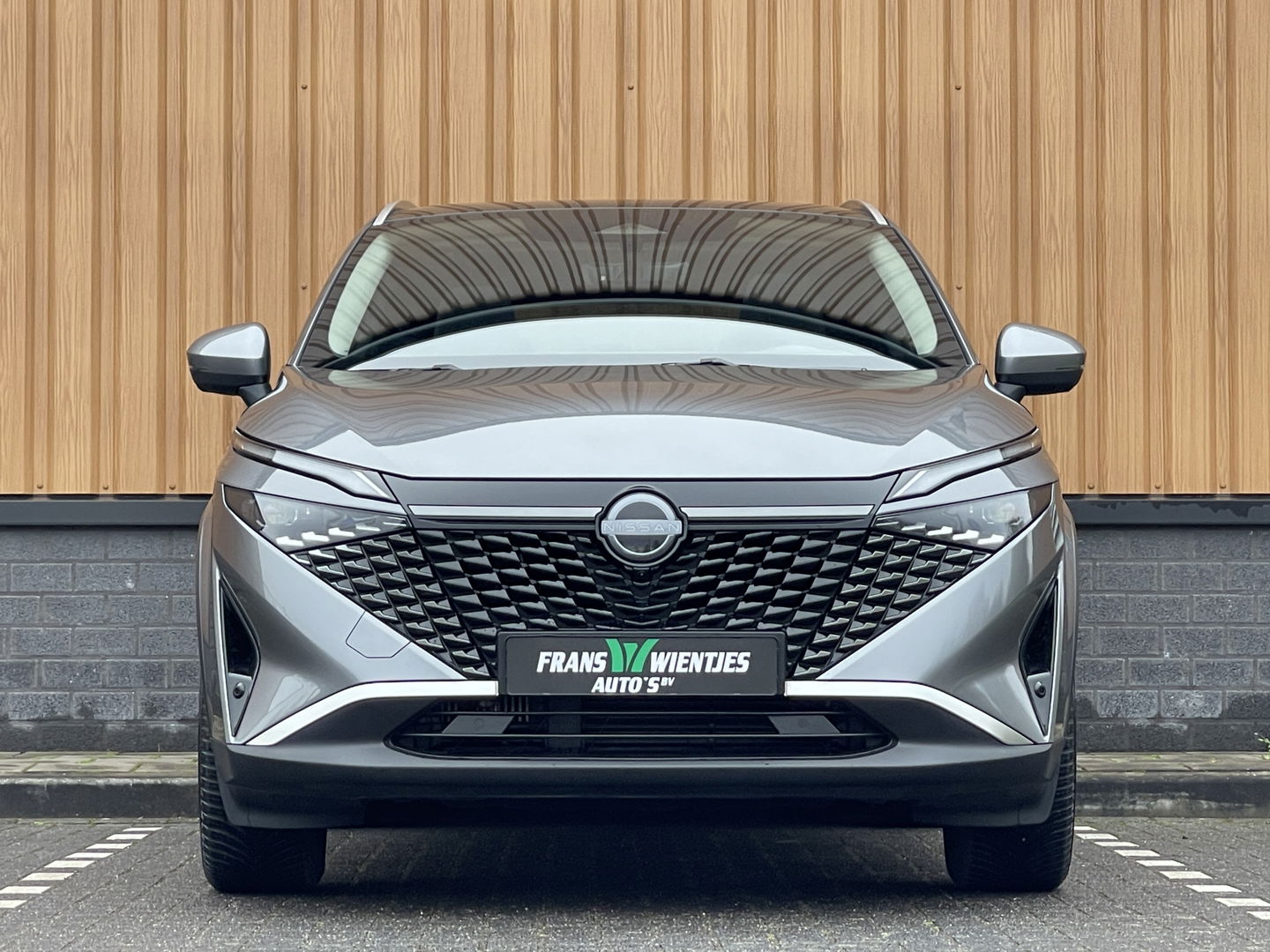 Nissan QASHQAI 1.3 MHEV Xtronic N-Connecta | 3D Camera | Head-Up Display | Apple Carplay | Android Auto | Dodehoeksensor | Adaptieve Cruise Control | Lane Assist | Stuurwielverwarming | DAB+ |