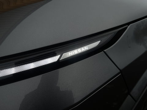 Nissan QASHQAI 1.3 MHEV Xtronic N-Connecta | 3D Camera | Head-Up Display | Apple Carplay | Android Auto | Dodehoeksensor | Adaptieve Cruise Control | Lane Assist | Stuurwielverwarming | DAB+ |