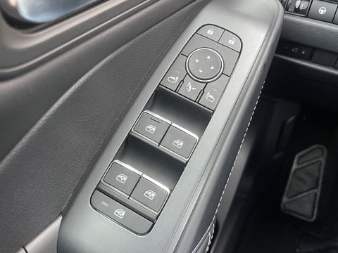 Nissan QASHQAI 1.3 MHEV Xtronic N-Connecta | 3D Camera | Head-Up Display | Apple Carplay | Android Auto | Dodehoeksensor | Adaptieve Cruise Control | Lane Assist | Stuurwielverwarming | DAB+ |