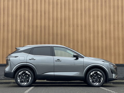 Nissan QASHQAI 1.3 MHEV Xtronic N-Connecta | 3D Camera | Head-Up Display | Apple Carplay | Android Auto | Dodehoeksensor | Adaptieve Cruise Control | Lane Assist | Stuurwielverwarming | DAB+ |