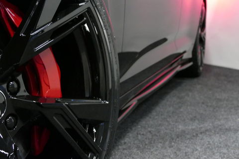 Audi A6 Avant 55 TFSI e quattro Competition / S Line / RS6 look Diffuser / Maxton Design Bodykit V.2 / HD Matrix LED-koplampen / Ambienteverlichting / Stuurwiel- & stoelverwarming / 21'' LMV / Apple Carplay - Android Auto / Trekhaak (zwenkbaar) / Elektr. bedienba